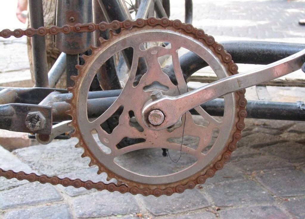 Rusted chain and chainrings